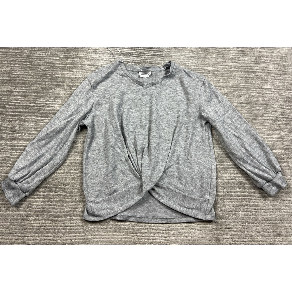 Republic Sweater Womens Large Gray Long Sleeve Vneck Gathered Front Casual